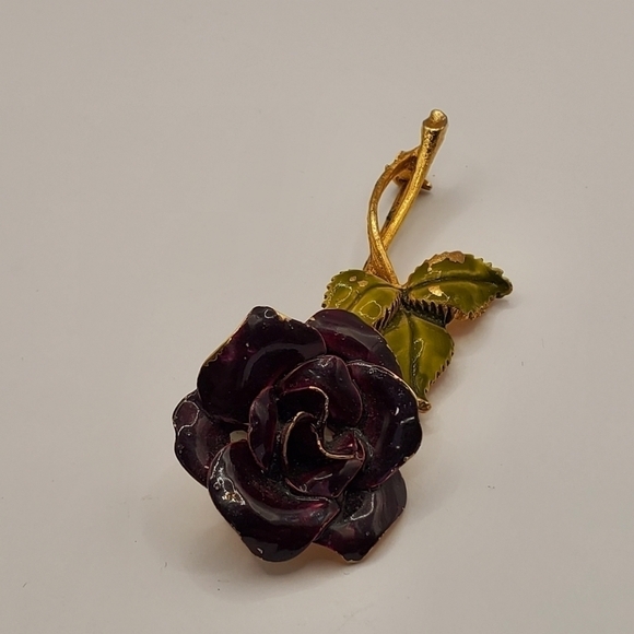 VINTAGE WEISS PURPLE BLOOMING ROSE BROOCH PIN STEM LEAVES GOLD FLOWER JEWELRY - Picture 8 of 12